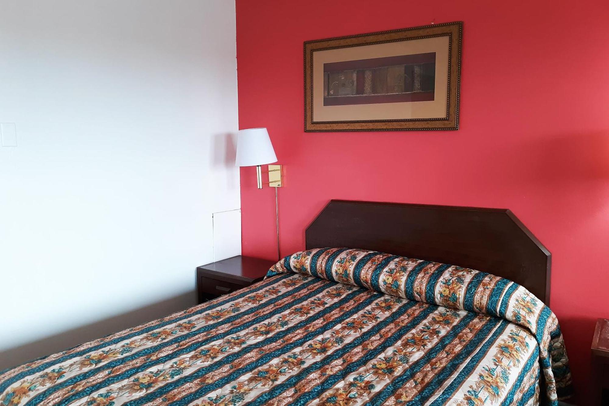 Oyo Hotel Kings At Clovis Dış mekan fotoğraf